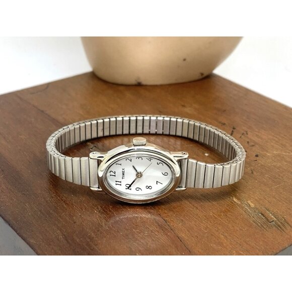 Timex Women's Watch T21902 Quartz Petite White Dial Silver Steel Expansion Band - Picture 7 of 13